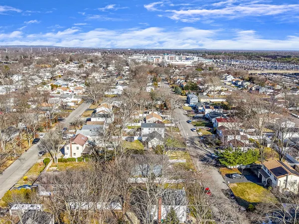 $599,000 | 47 2nd Street, Ronkonkoma, NY 11779