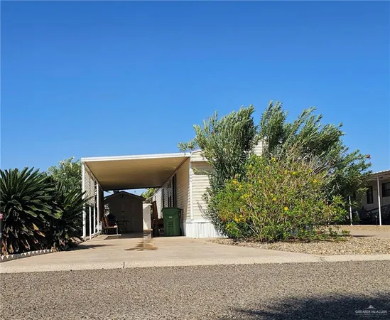 $775 | 1905 Johnson Street, Mission, TX 78572