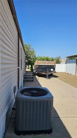 $775 | 1905 Johnson Street, Mission, TX 78572