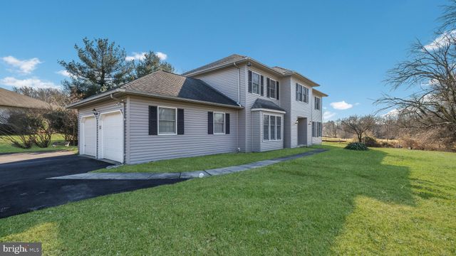 $725,000 | 1529 Lexington Drive, Dresher, PA 19025