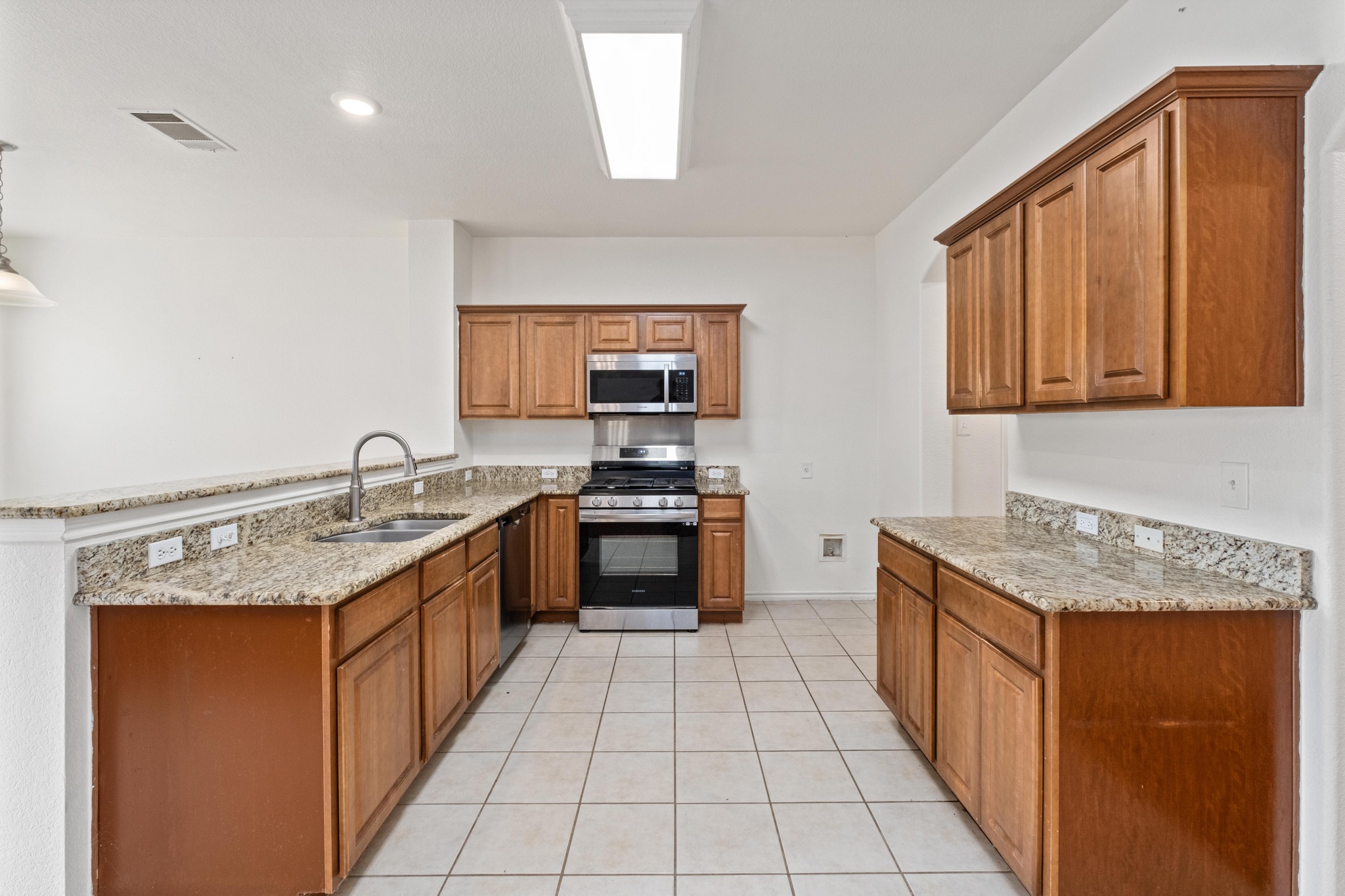 2402 Caprock Place Georgetown, TX 78626 - Photo 5 of 26