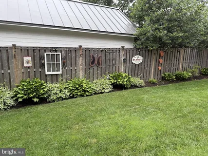 $1,395,000 | 5542 18th Road North, Arlington, VA 22205