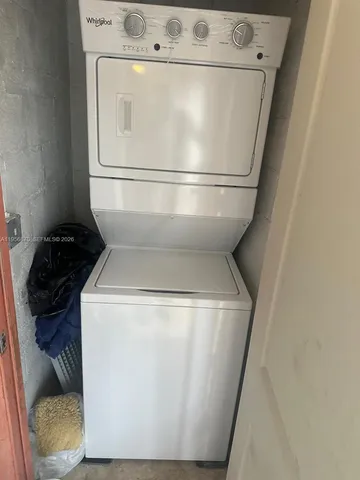 a close up view of washer and dryer