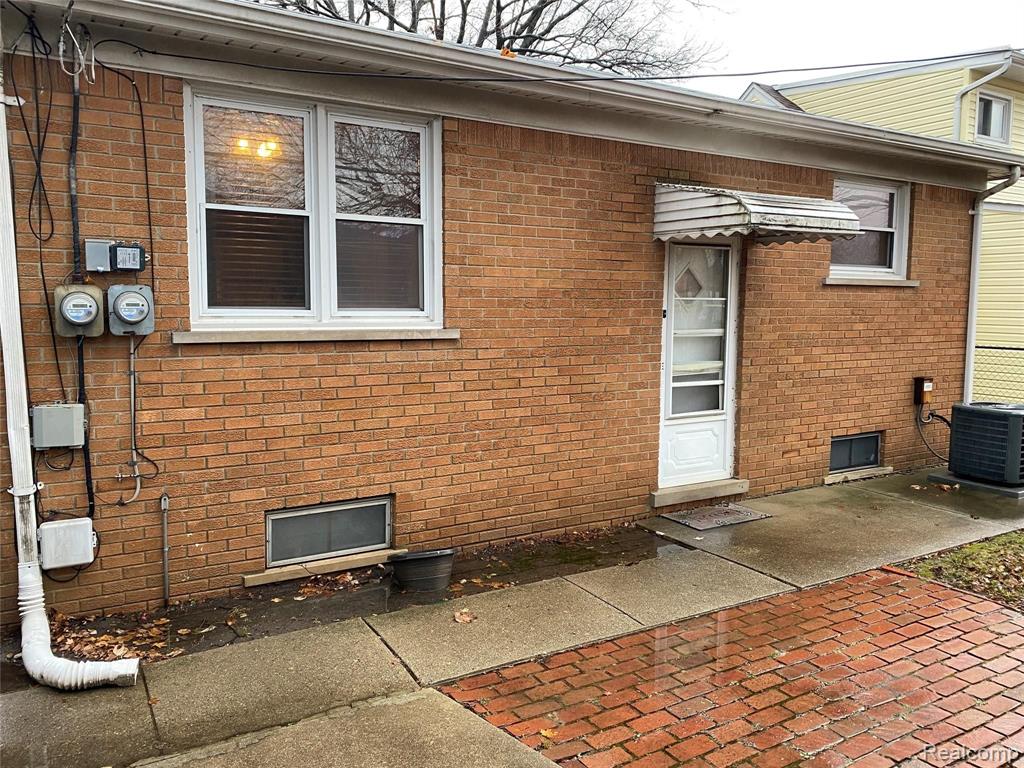 15830 Stephens Eastpointe, MI 48021 - Photo 23 of 23 Gallery Image 23