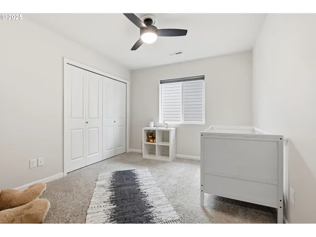 a view of livingroom with hardwood
