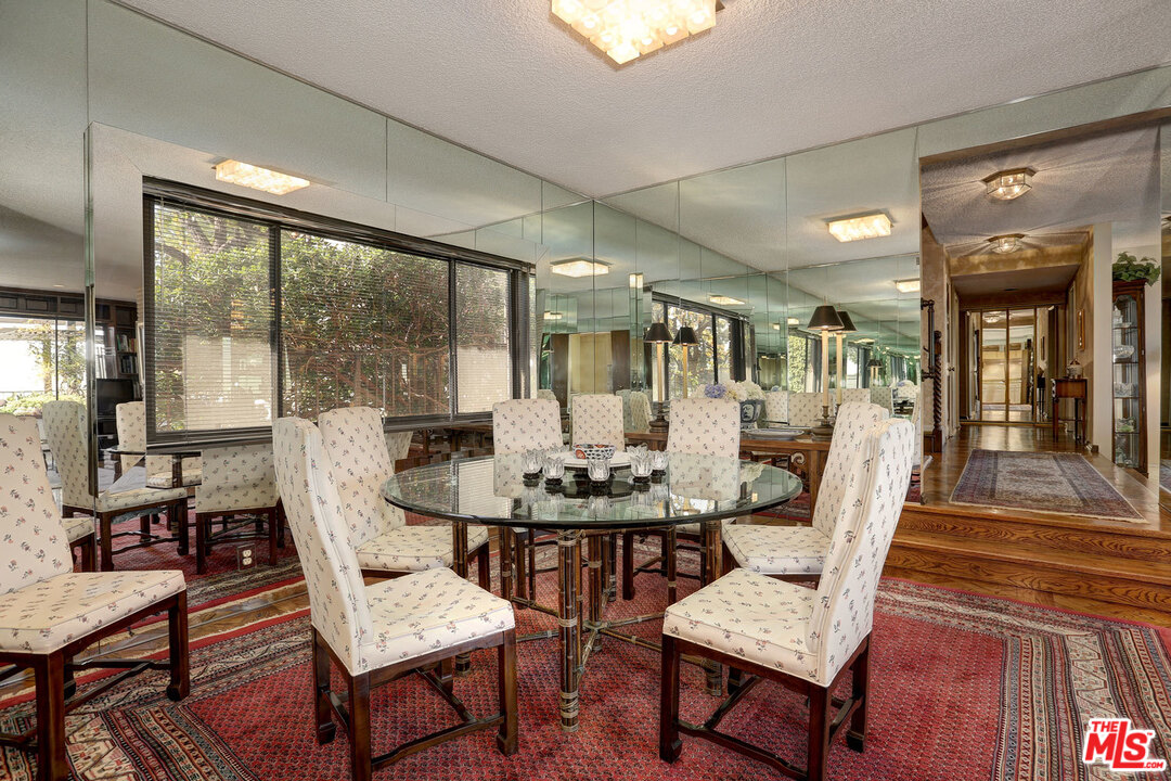 1266 Stradella Road Los Angeles, CA 90077 - Photo 14 of 39