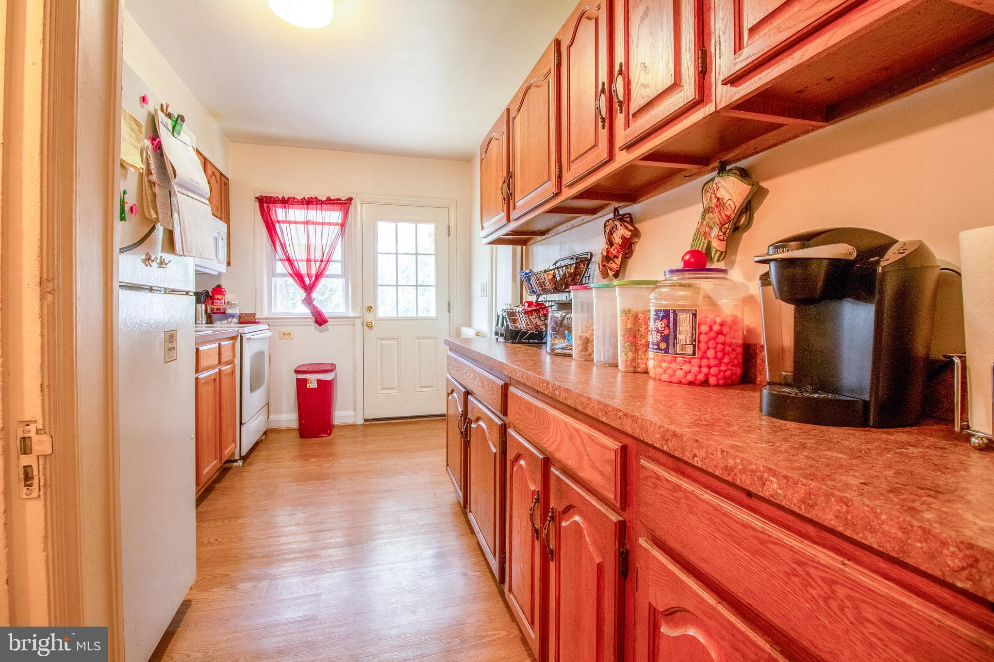 933 Elm Ridge Avenue Baltimore, MD 21229 - Photo 13 of 36 Gallery Image 13