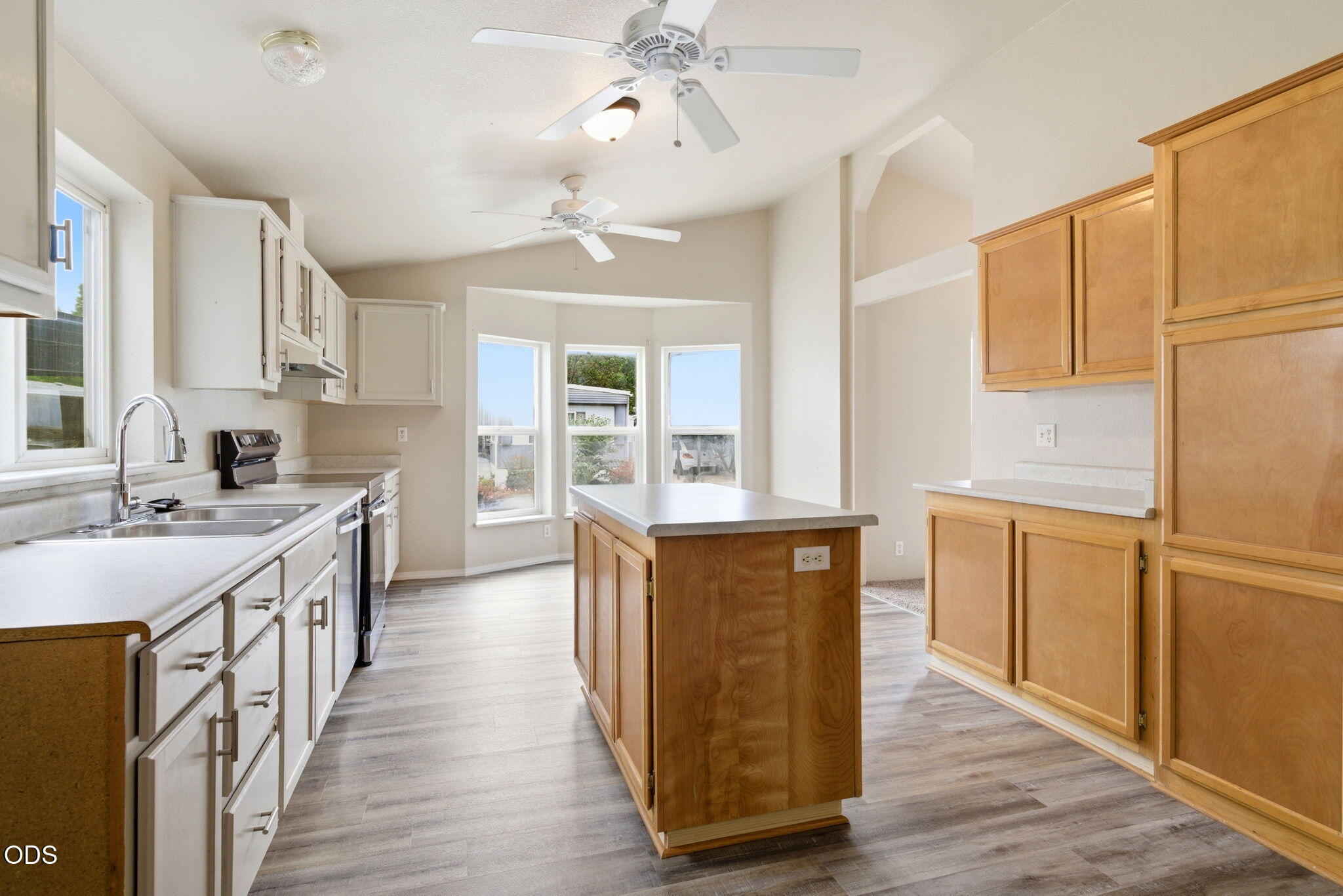 315 West Evans Creek Road, Unit 8 Rogue River, OR 97537 - Photo 6 of 19