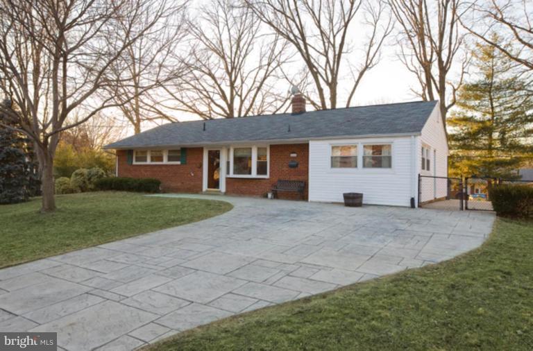 5402 Blacksburg Road Springfield, VA 22151 - Photo 1 of 20 Exterior (Main)