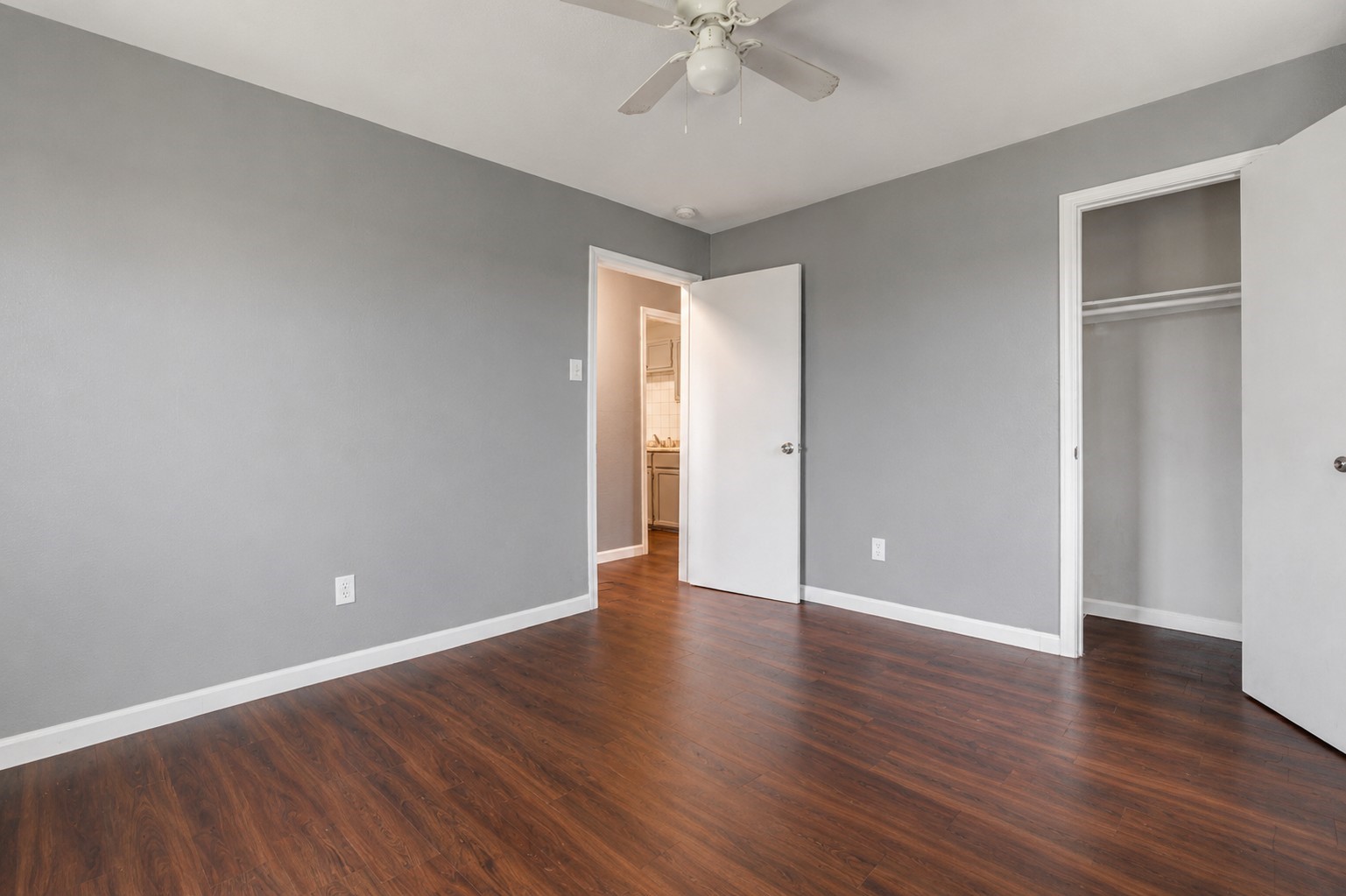 839 South Pine Street Rosharon, TX 77583 - Photo 15 of 20