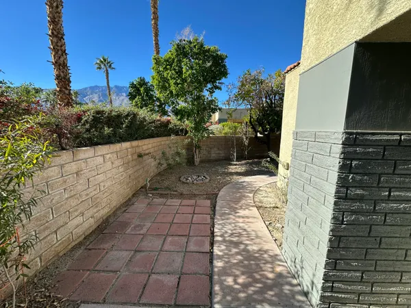 $229,000 | 1400 Sunflower Circle South, Palm Springs, CA 92262