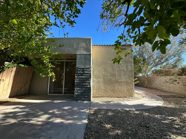 $229,000 | 1400 Sunflower Circle South, Palm Springs, CA 92262