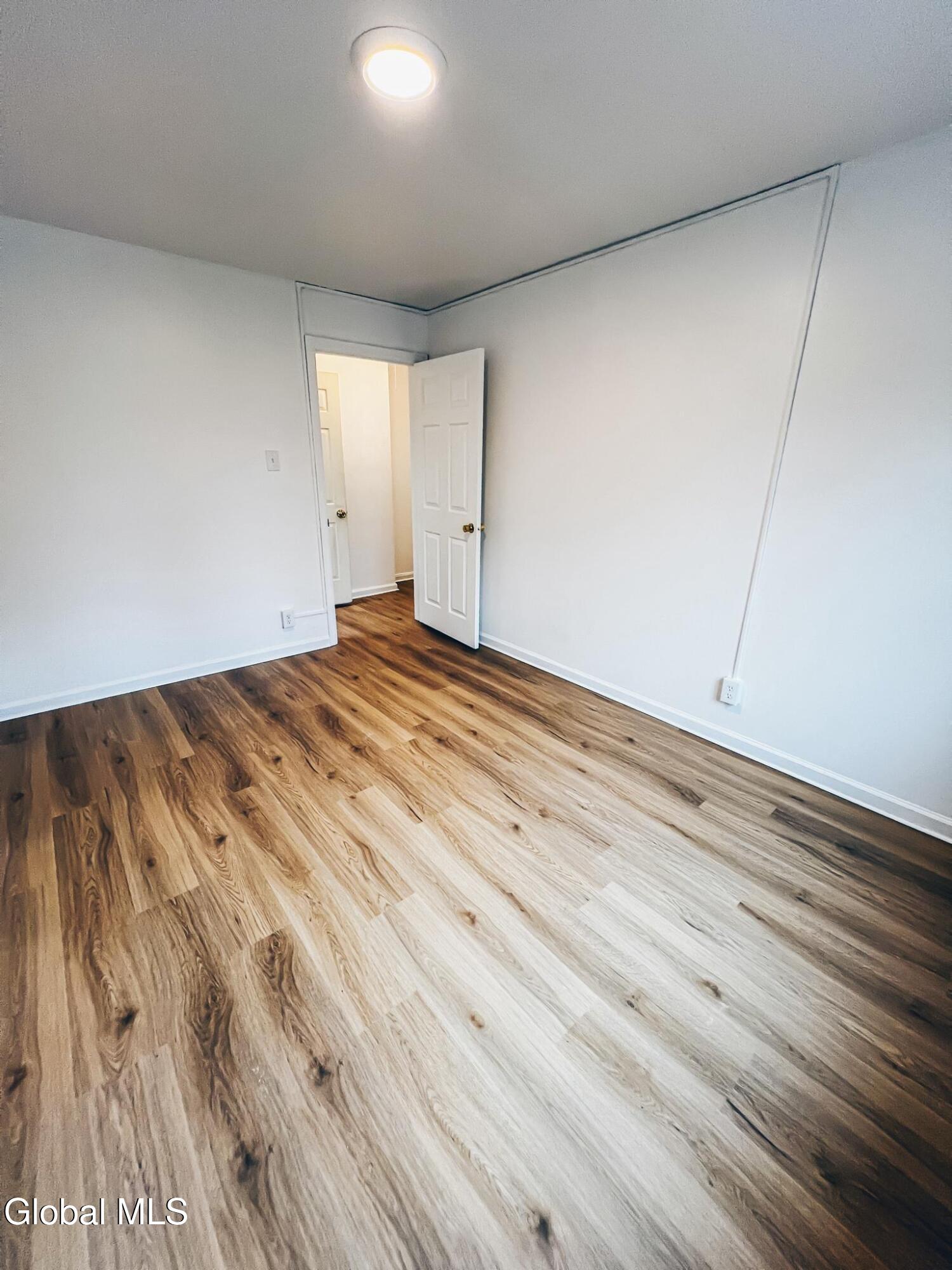 92 D Columbia Turnpike, Unit 3 Rensselaer, NY 12144 - Photo 4 of 12 3 - hPI8sc9