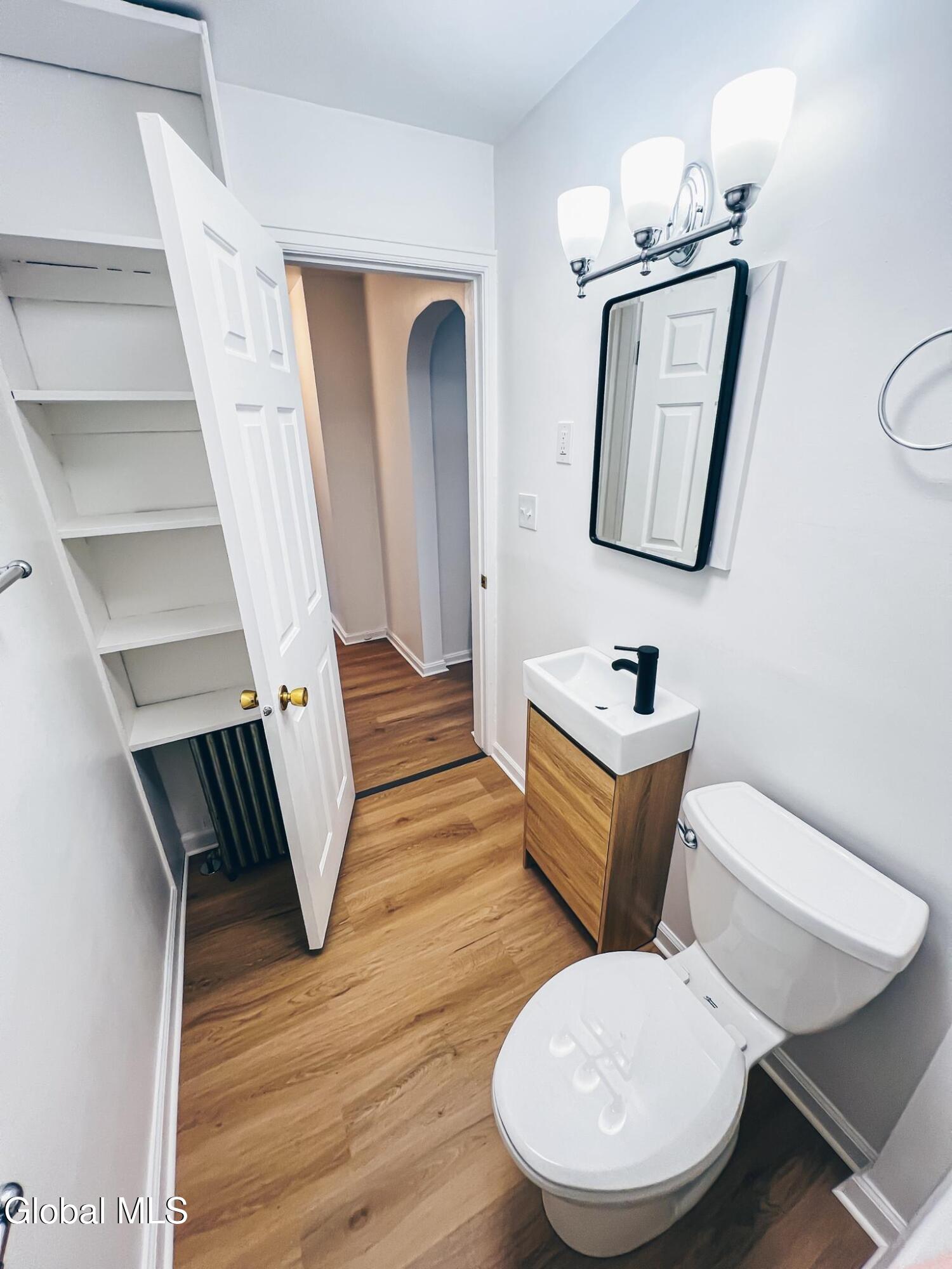 92 D Columbia Turnpike, Unit 3 Rensselaer, NY 12144 - Photo 9 of 12 8 - TMqb2BZ