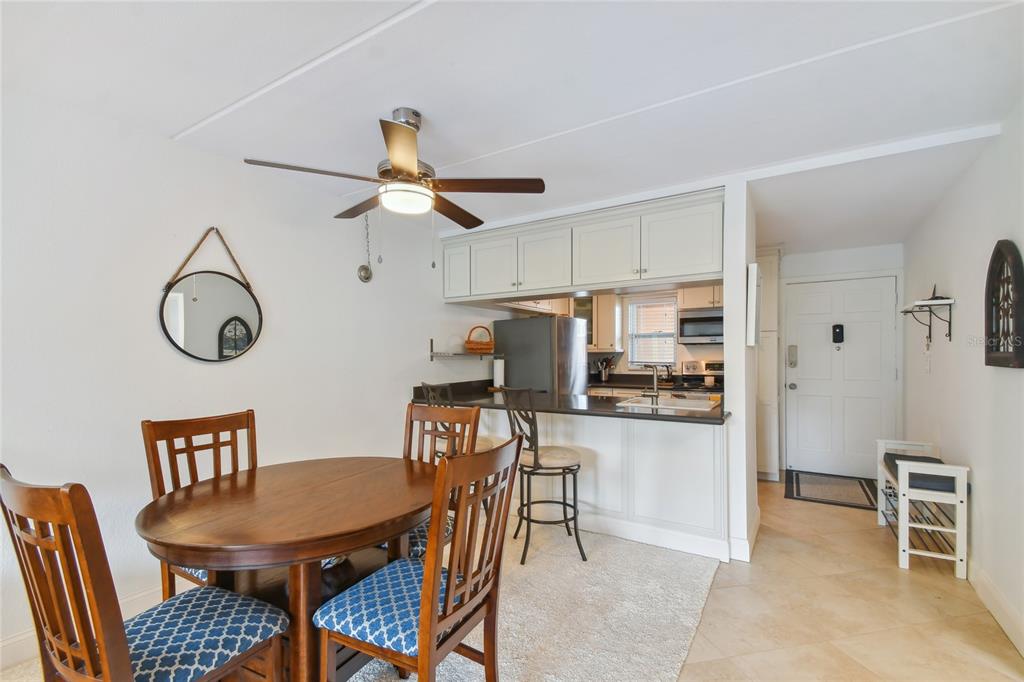 12760 Indian Rocks Road, Unit 910 Largo, FL 33774 - Photo 22 of 52 Gallery Image 22
