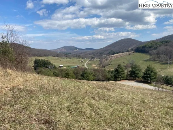 $39,500 | 12 Twin Oaks Mountain Boulevard, Sparta, NC 28675