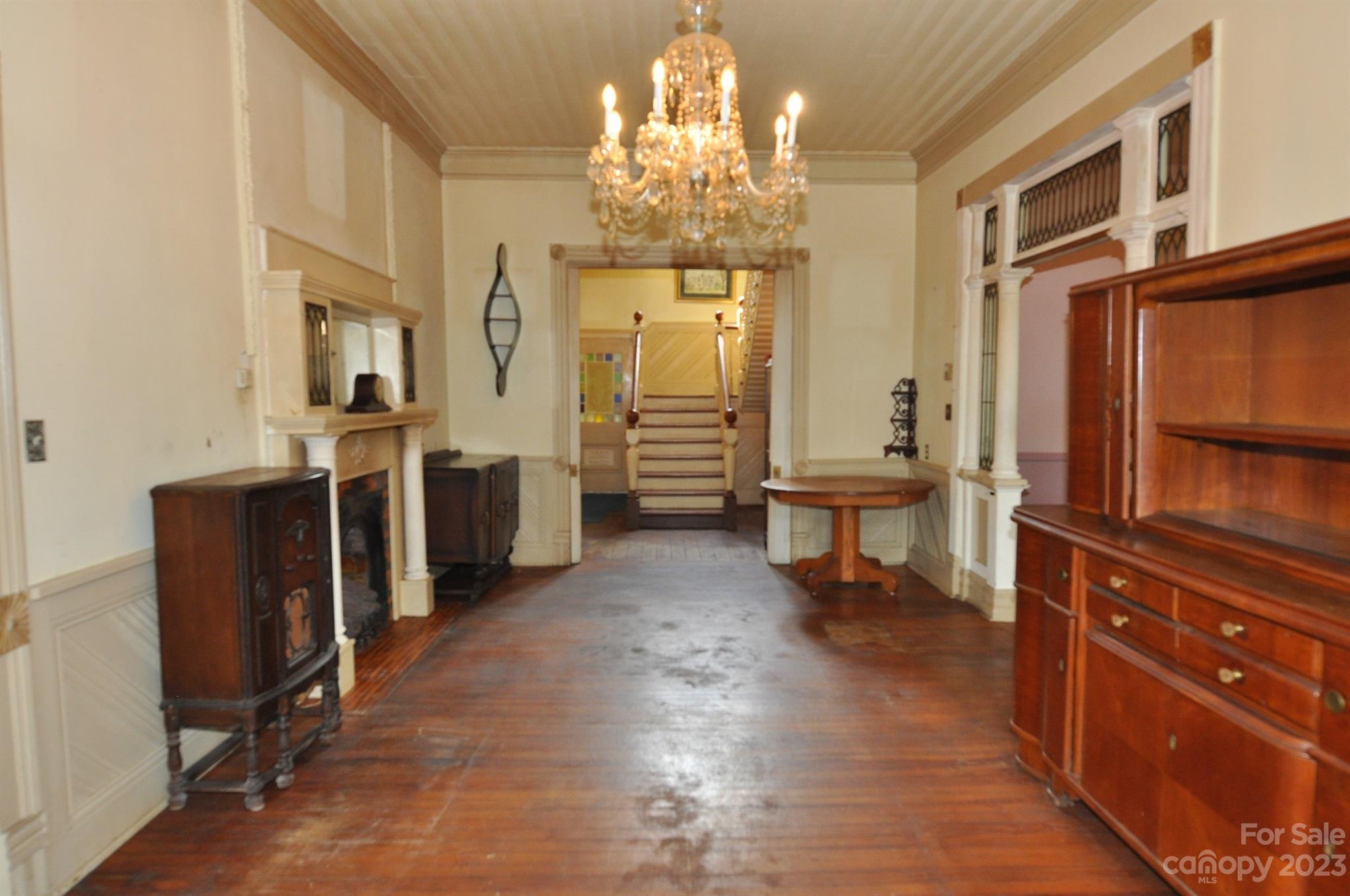 160 York Street Chester, SC 29706 - Photo 5 of 34 a view of a livingroom with furniture and a chandelier