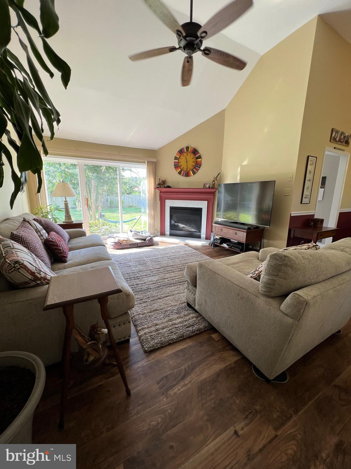 408 Sandy Hill Road Cambridge, MD 21613 - Photo 18 of 50 Living Room