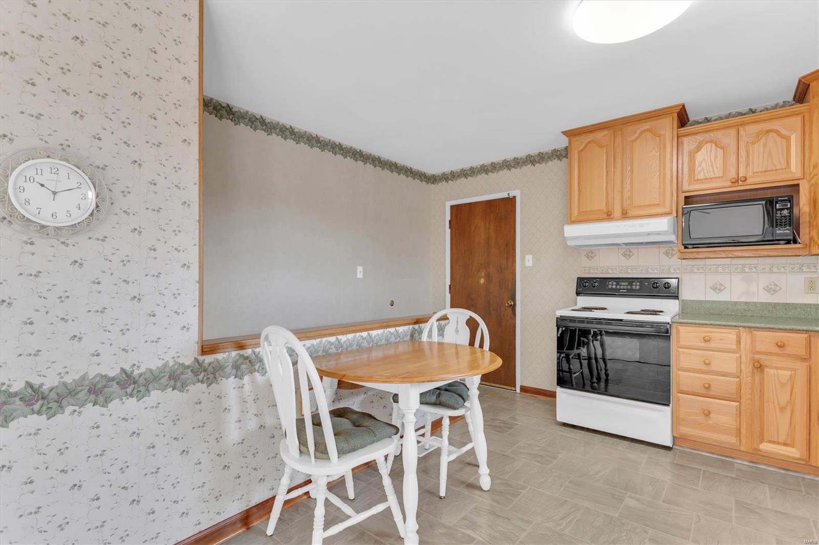 618 Robin Drive Arnold, MO 63010 - Photo 15 of 42