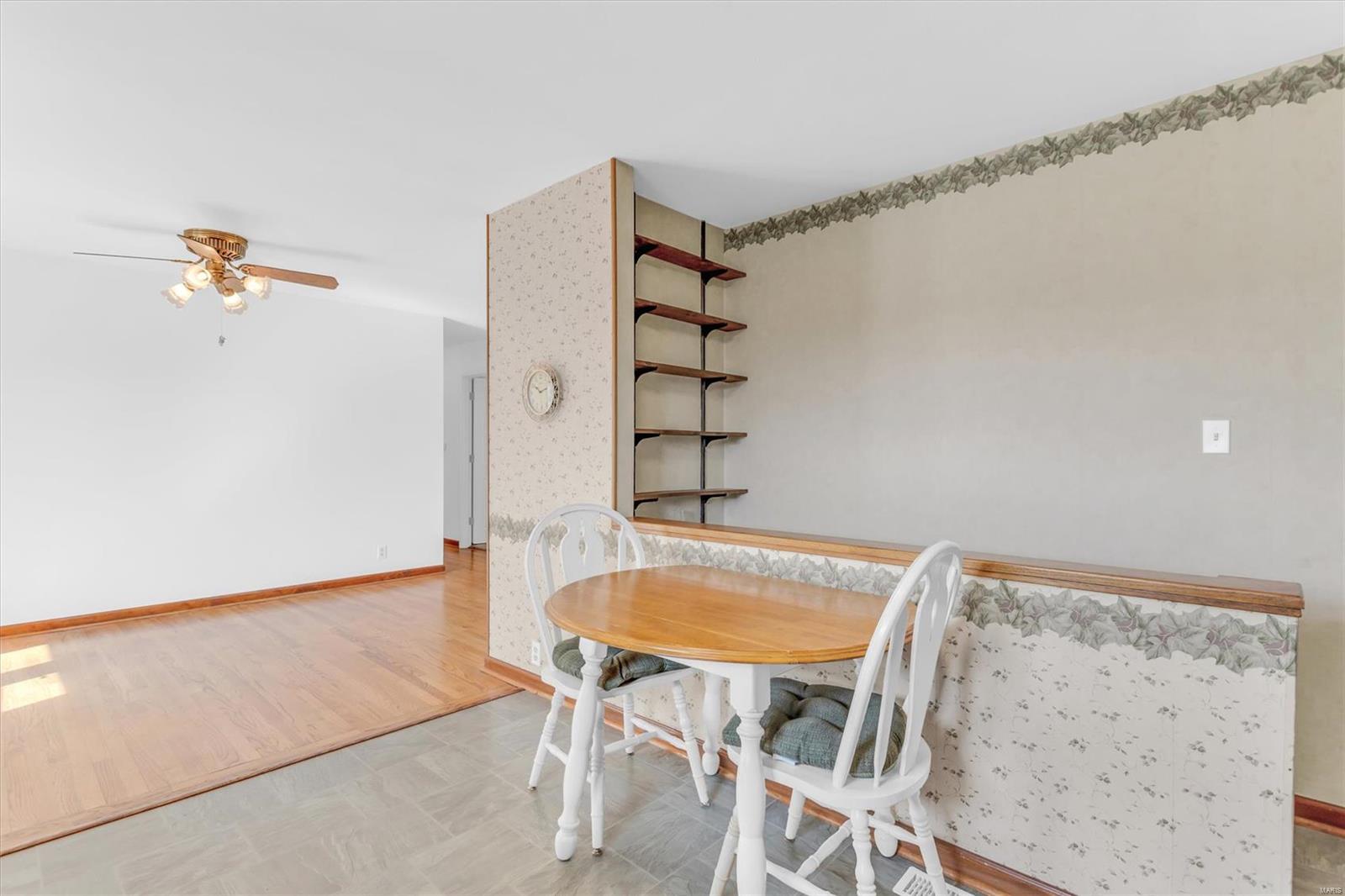 618 Robin Drive Arnold, MO 63010 - Photo 16 of 42