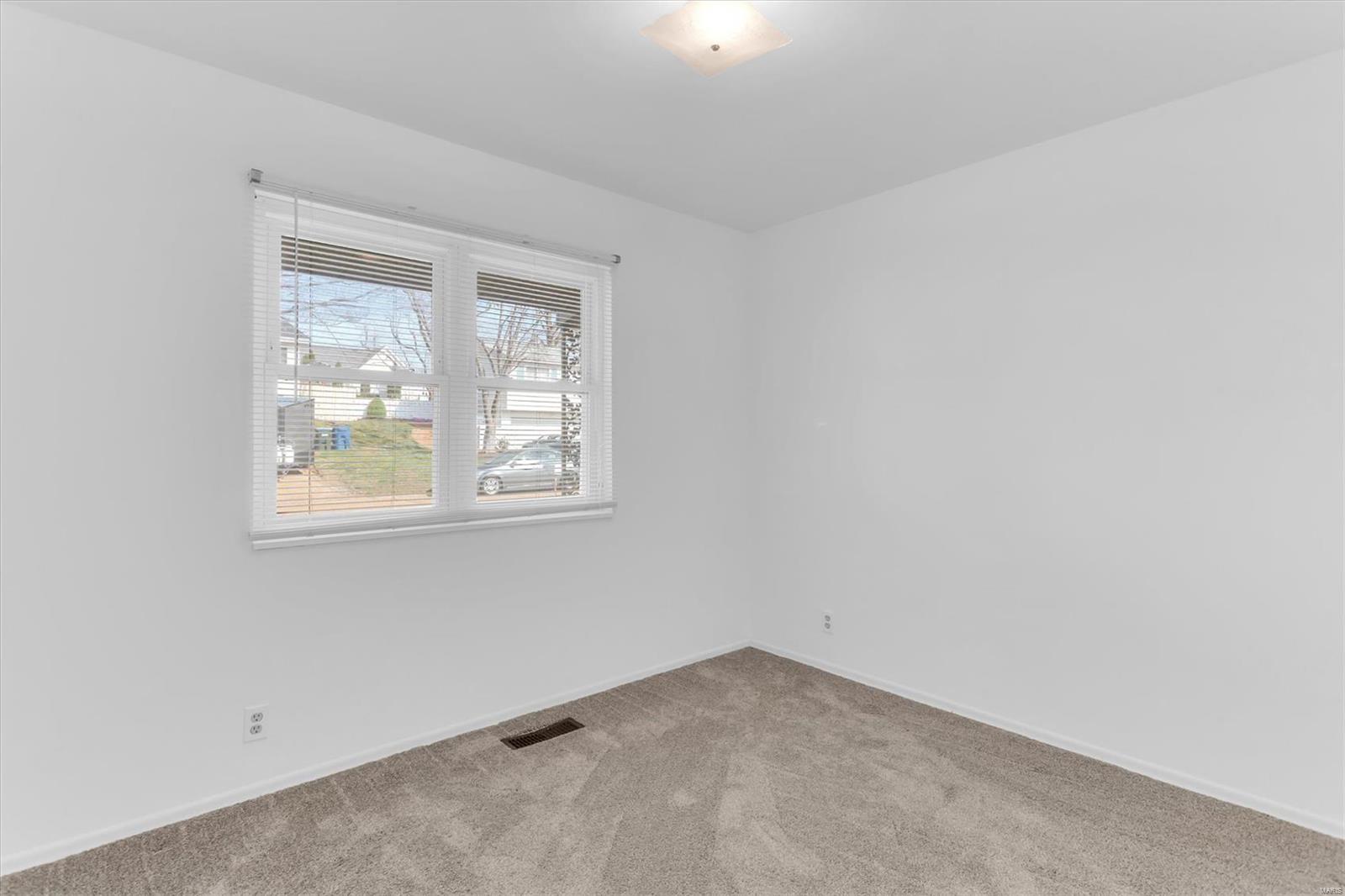 618 Robin Drive Arnold, MO 63010 - Photo 25 of 42