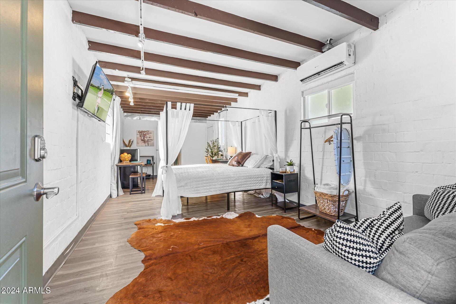 9428 North 1st Avenue, Unit 2 Phoenix, AZ 85021 - Photo 2 of 12 45-045-casita