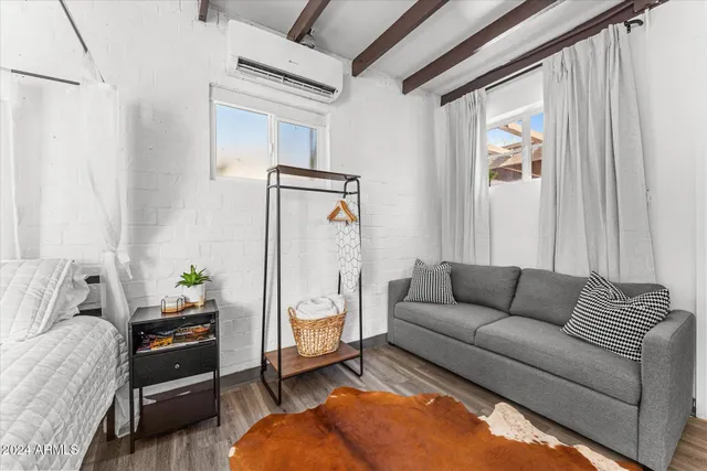 $1,250 | 9428 North 1st Avenue, Unit 2, Phoenix, AZ 85021