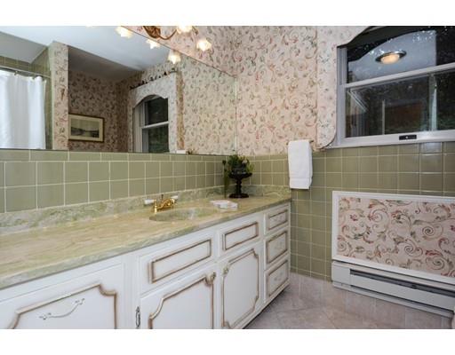 428 Stow Road Marlborough, MA 01752 - Photo 29 of 34 Gallery Image 29