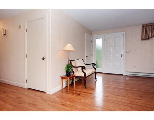 428 Stow Road Marlborough, MA 01752 - Photo 6 of 34 Gallery Image 6