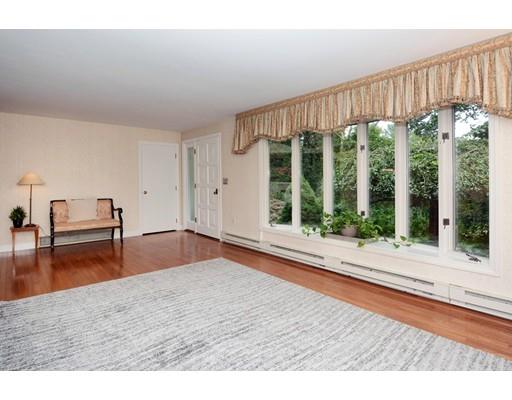 428 Stow Road Marlborough, MA 01752 - Photo 10 of 34 Gallery Image 10