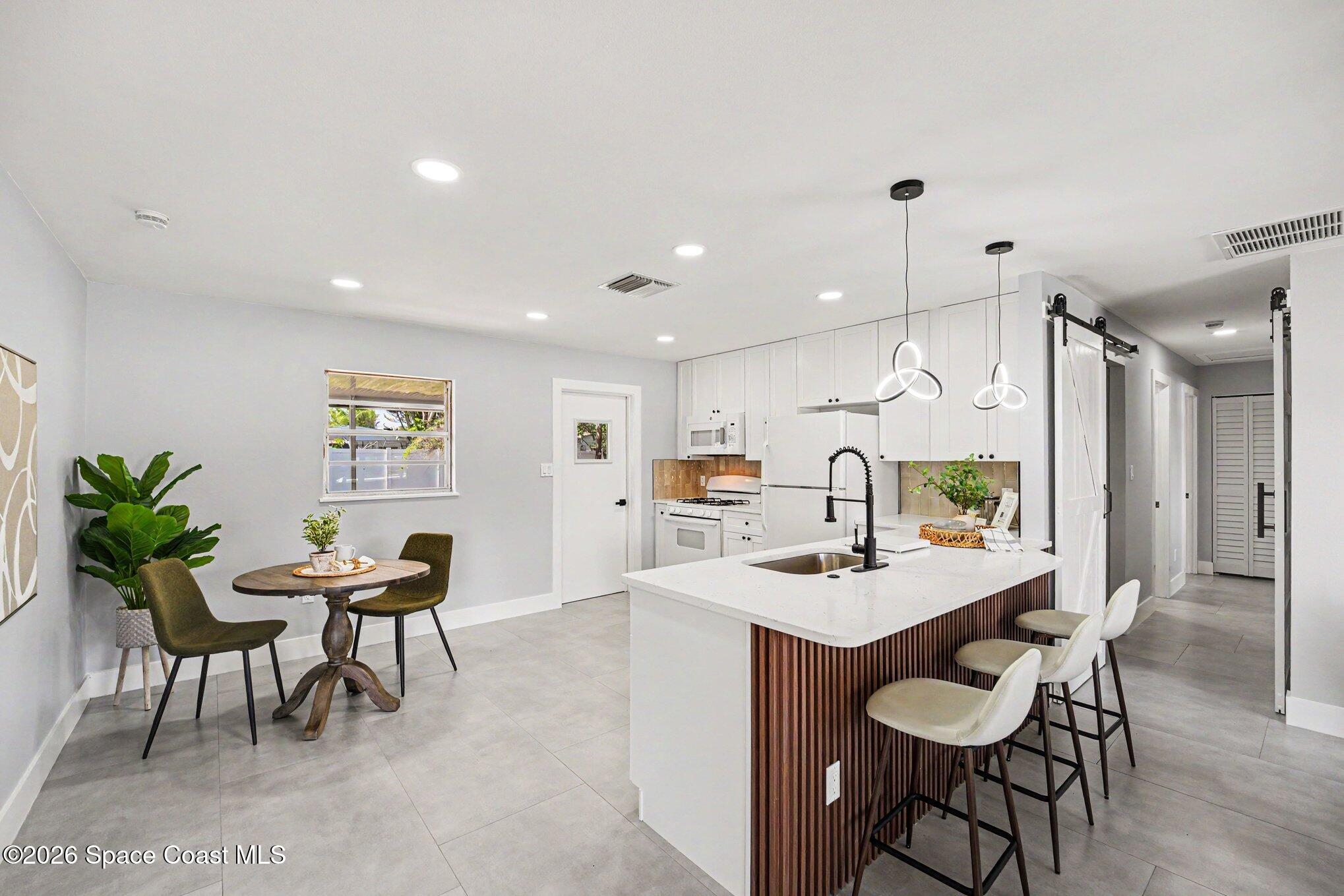 2536 Post Road Melbourne, FL 32935 - Photo 11 of 29 010_file_4124