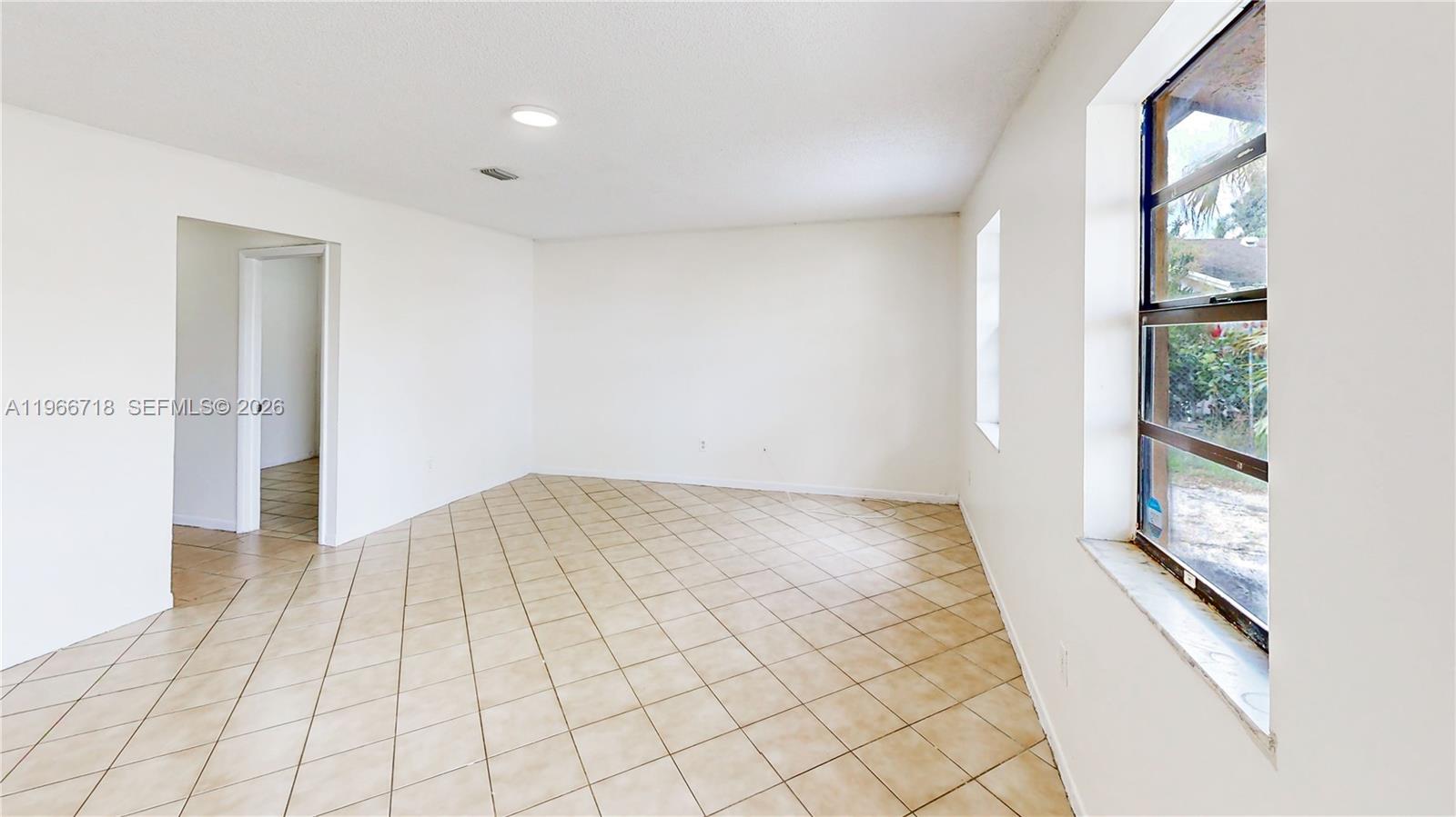 1664 Southwest 2 Court Homestead, FL 33030 - Photo 4 of 57