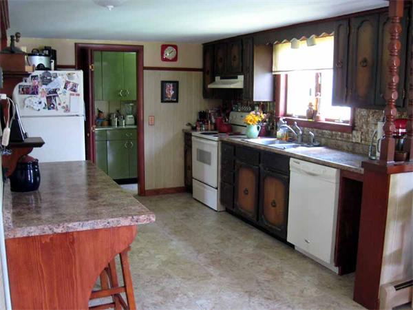 25 South Ferry Road Montague, MA 01351 - Photo 7 of 17 Gallery Image 7