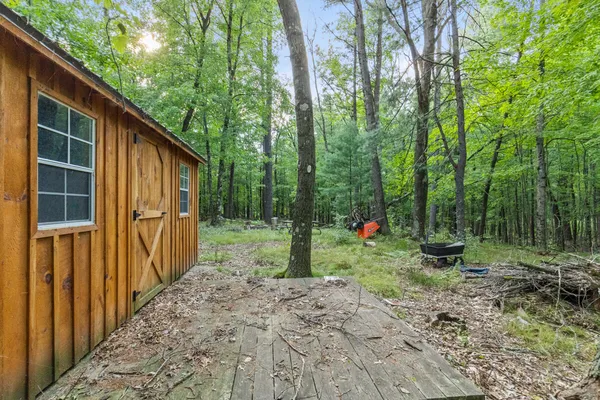 $169,900 | 4201 East 20th Street, White Cloud, MI 49349