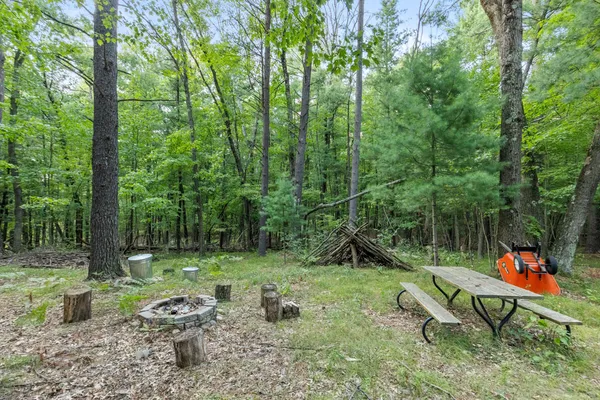 $169,900 | 4201 East 20th Street, White Cloud, MI 49349