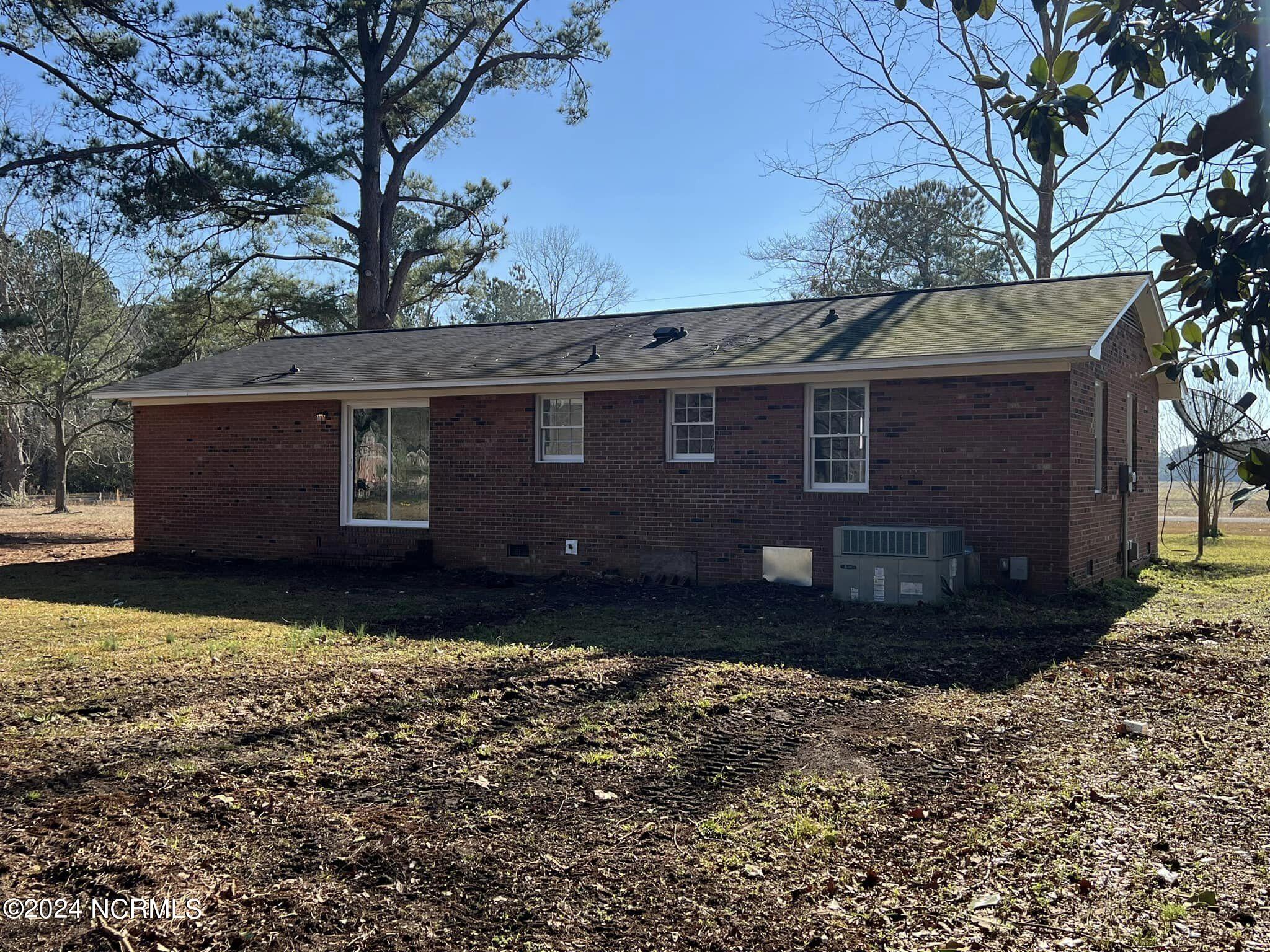 174 Carter Road Chadbourn, NC 28431 - Photo 3 of 17 424741734_4482258388666005_4243307531871
