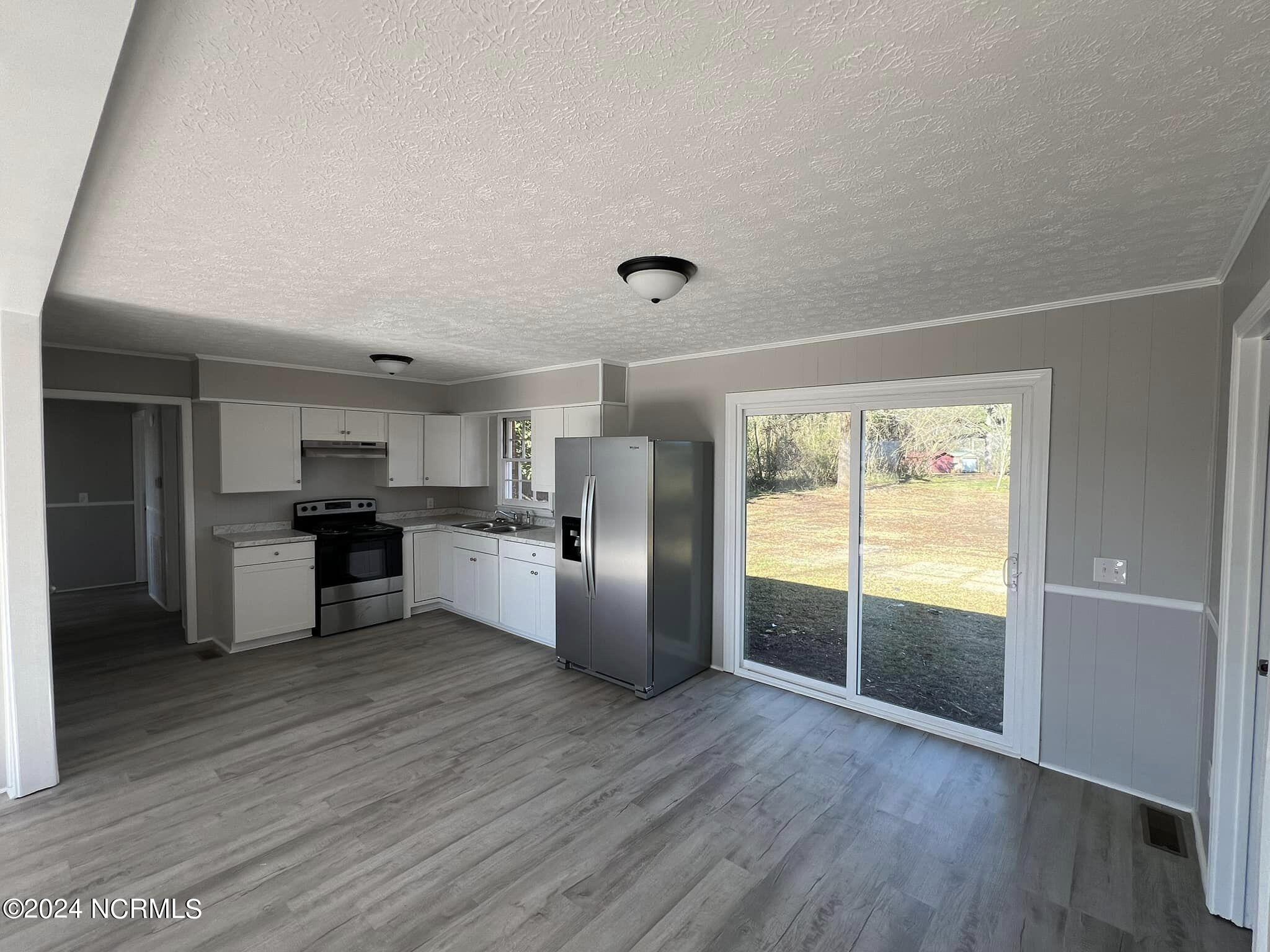 174 Carter Road Chadbourn, NC 28431 - Photo 4 of 17 425375802_4482258375332673_2612367261059