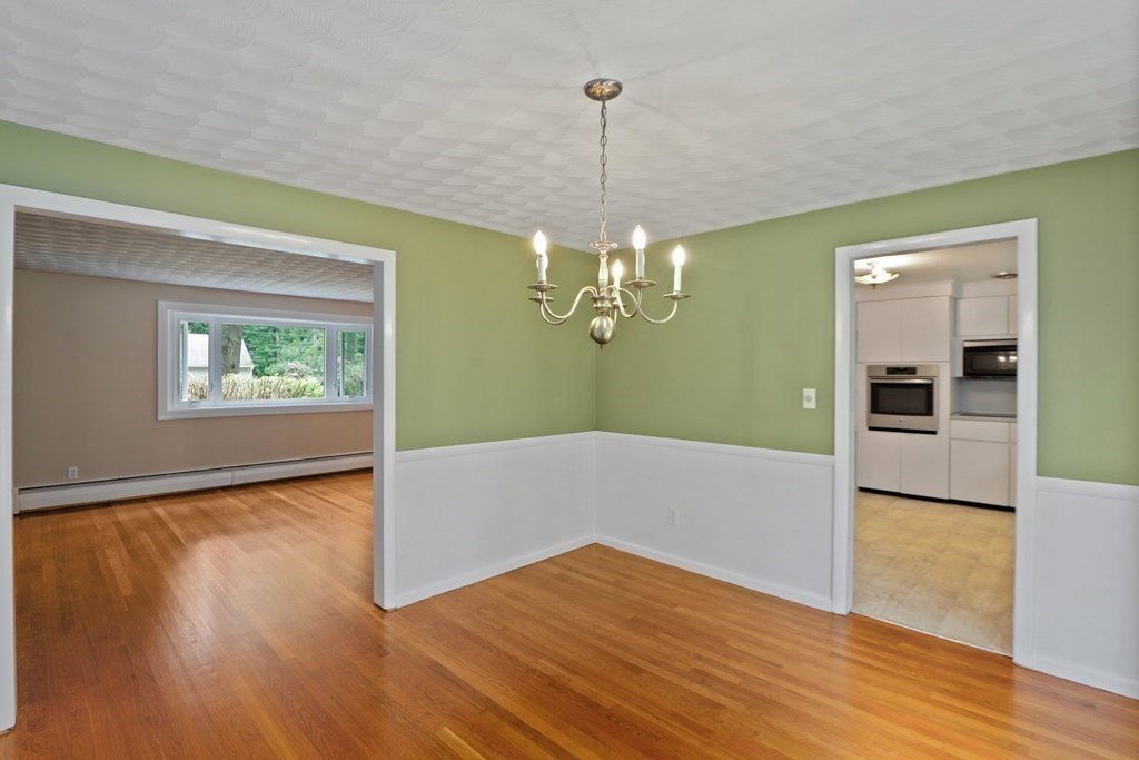 7 Pinewood Road Acton, MA 01720 - Photo 8 of 42 Gallery Image 8