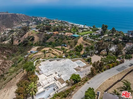 $2,495,000 | 3140 Sumac Ridge Road, Malibu, CA 90265