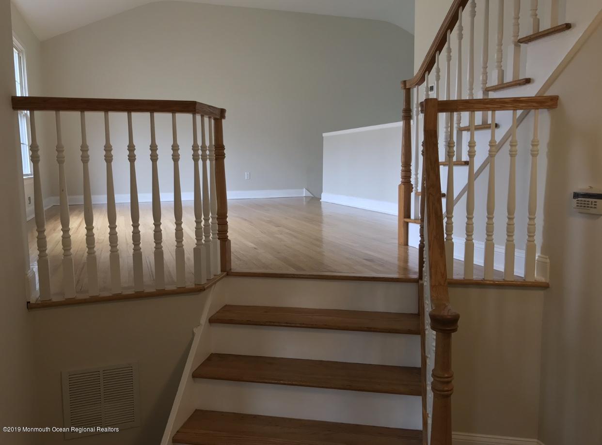 2 Buttonwood Road Middletown, NJ 07748 - Photo 4 of 20 IMG_8205