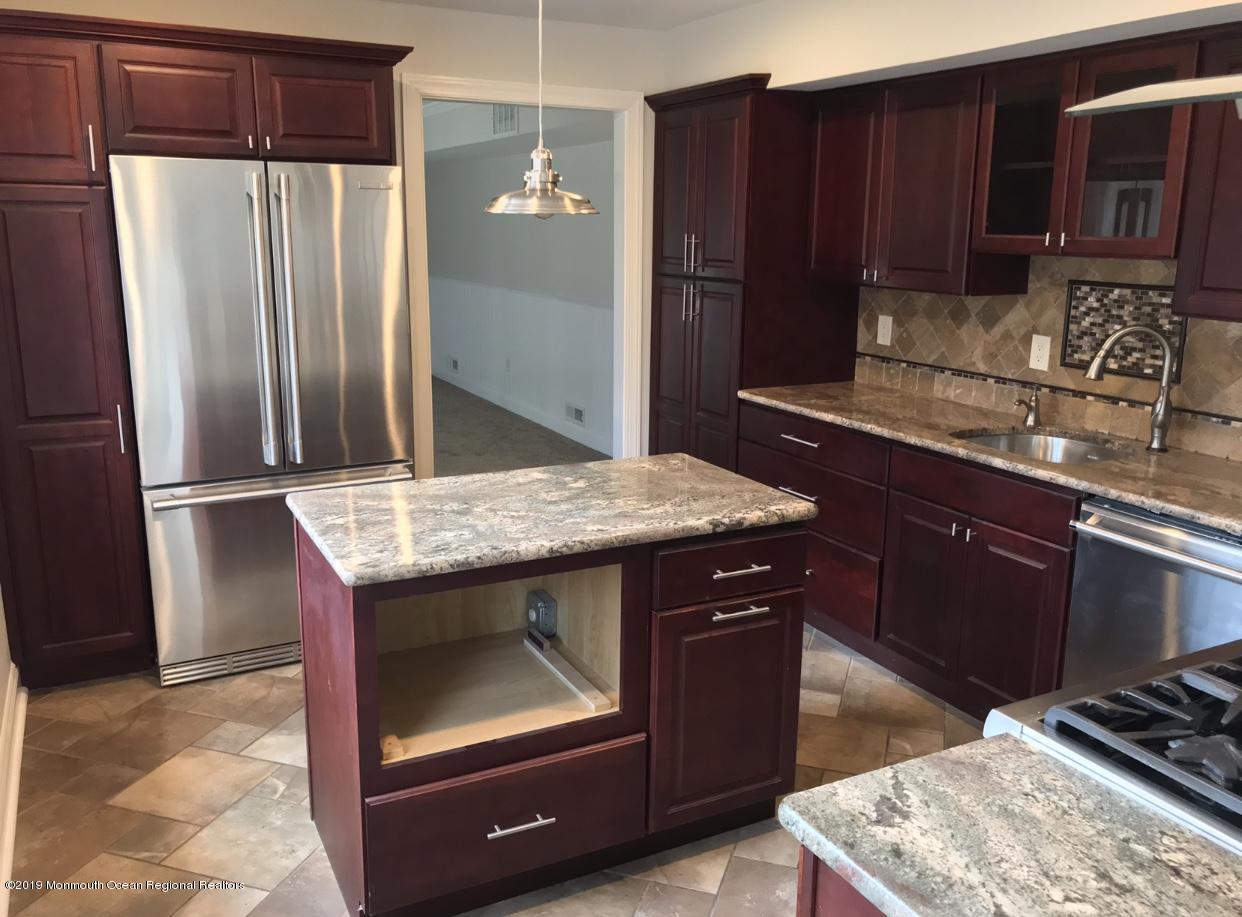 2 Buttonwood Road Middletown, NJ 07748 - Photo 9 of 20 IMG_8211