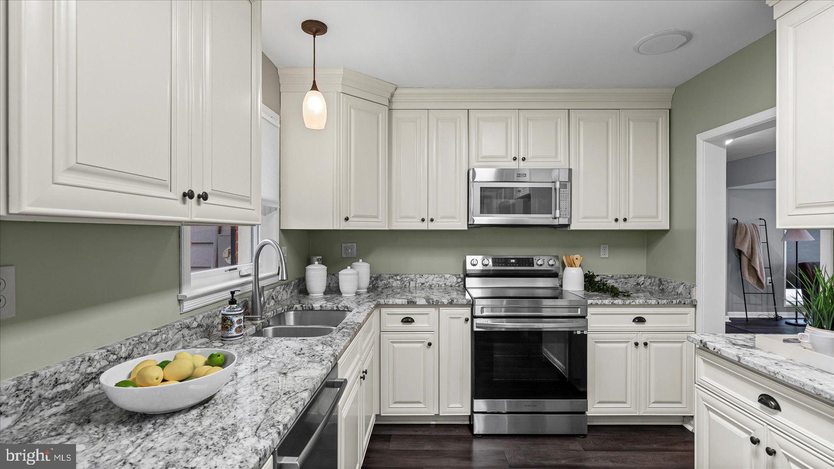 514 Hampton Lane Towson, MD 21286 - Photo 19 of 54