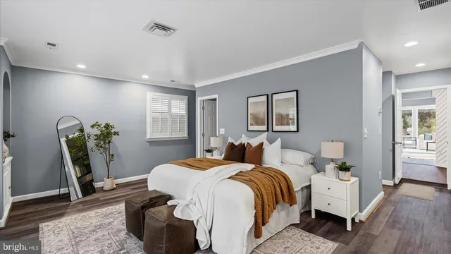 $789,999 | 514 Hampton Lane, Towson, MD 21286