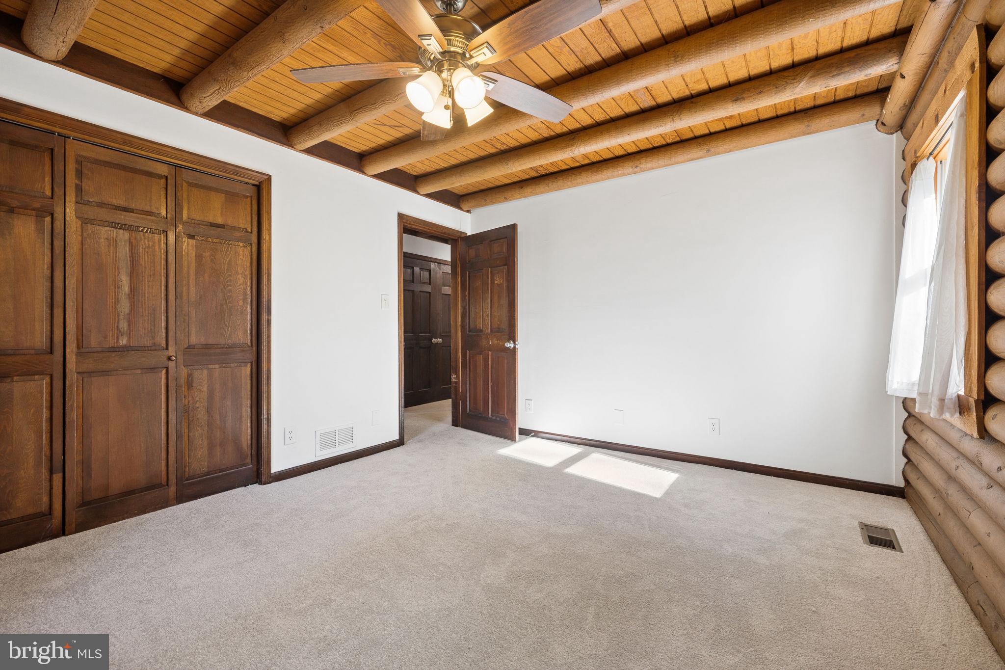 6157 Wilson Road Marshall, VA 20115 - Photo 12 of 29 Gallery Image 12