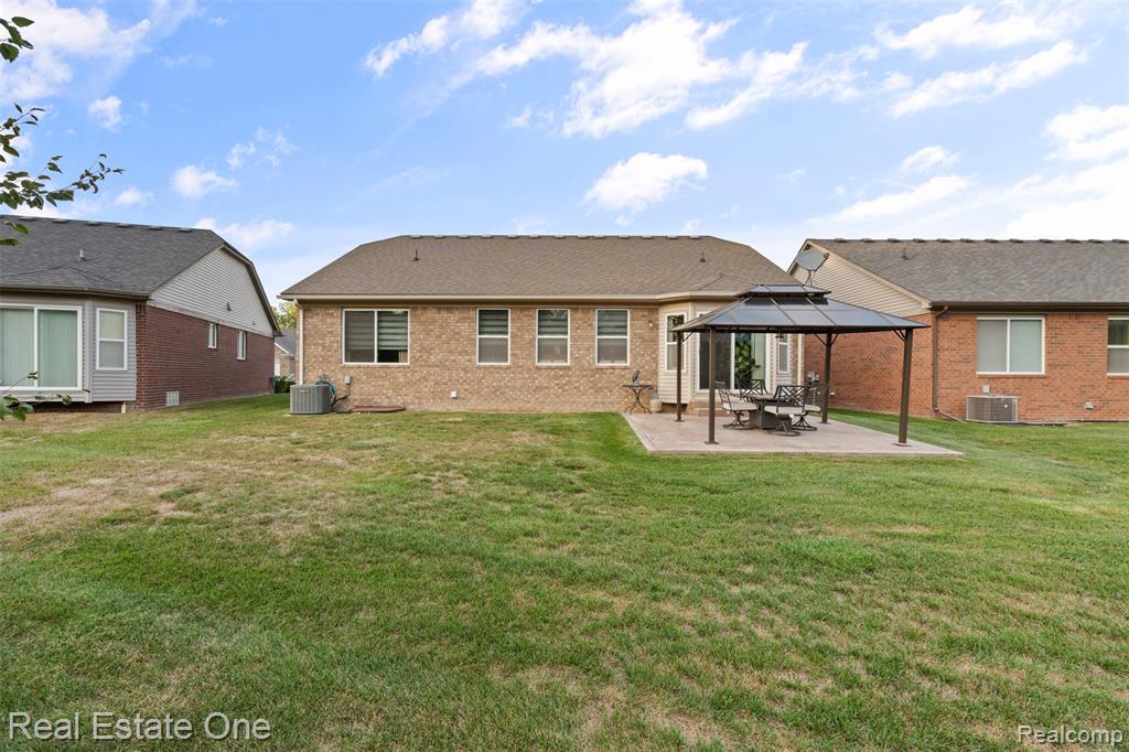 30253 Bradmore Road Warren, MI 48092 - Photo 7 of 33 Gallery Image 7