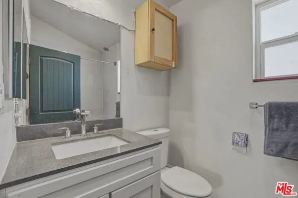 $520,000 | 907 North Inglewood Avenue, Unit 1, Inglewood, CA 90302
