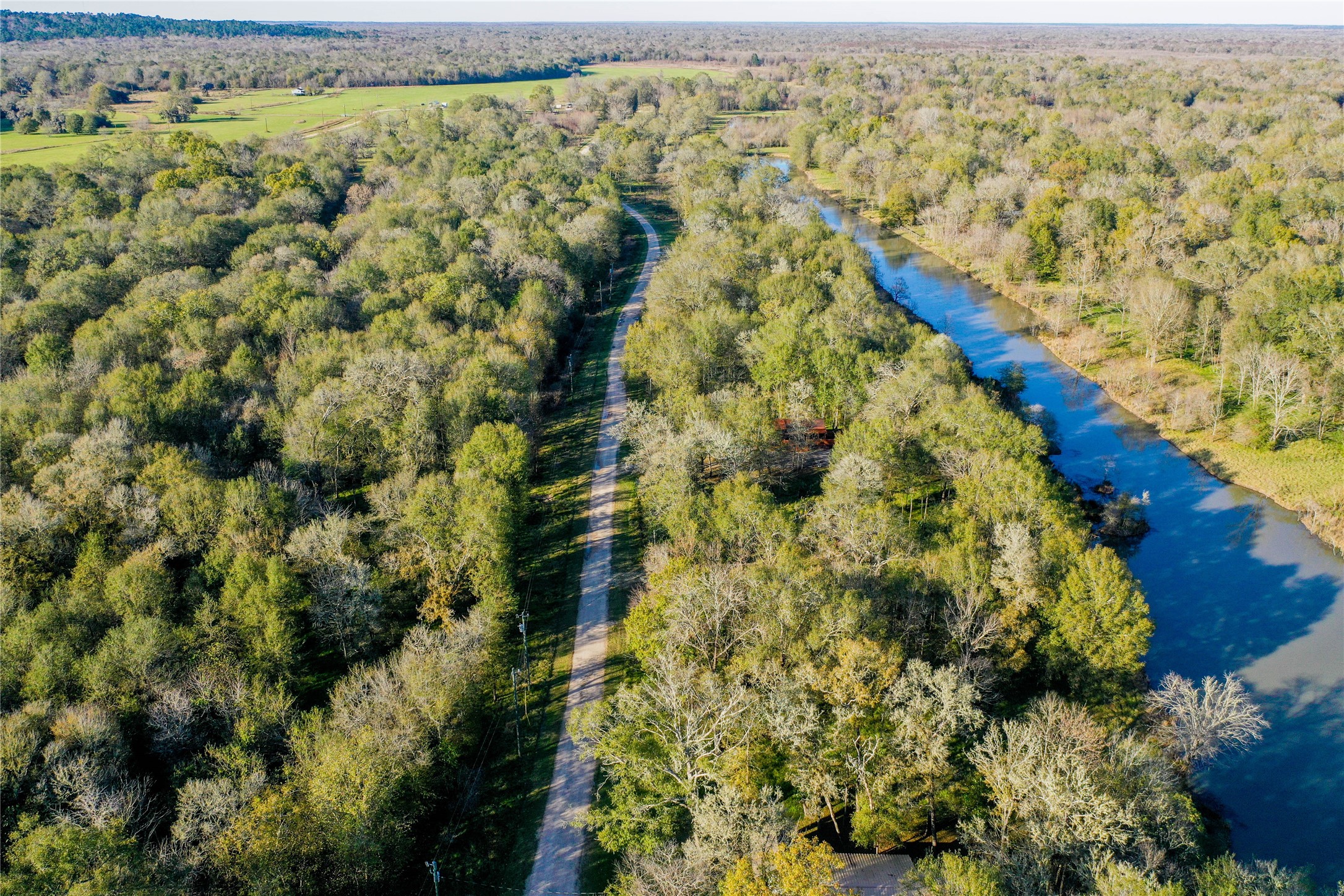 212 Carpenter Drive Cleveland, TX 77327 - Photo 11 of 23 a view of city and mountain