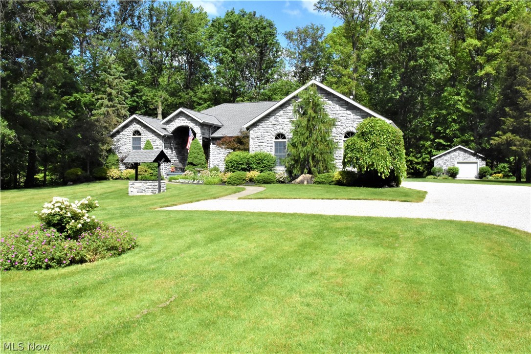 11403 Robson Road Grafton, OH 44044 - Photo 2 of 20 Gallery Image 2