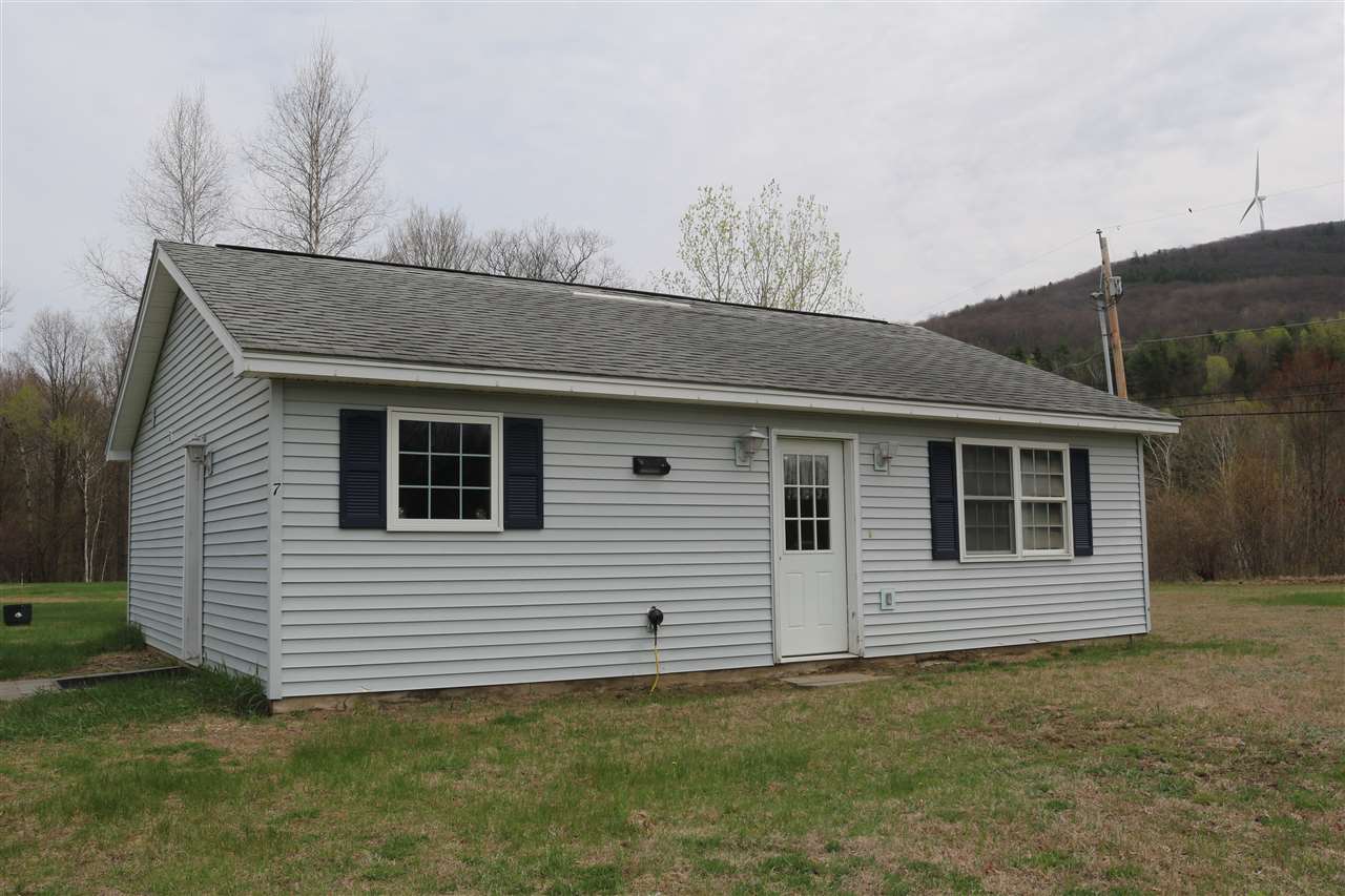 7 Cooper Road Milton, VT 05468 - Photo 1 of 8 Gallery Image 1