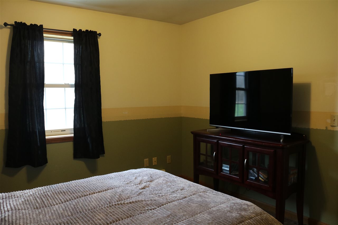 7 Cooper Road Milton, VT 05468 - Photo 6 of 8 Gallery Image 6